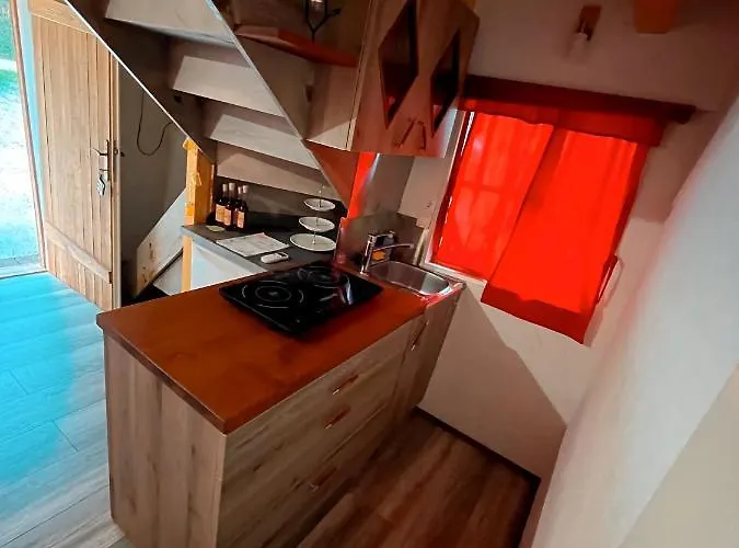 Koca Janka In Metke アパート *